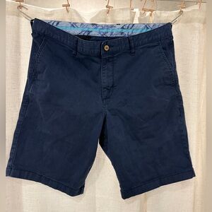 Tommy Bahama Island Chino short 9.5” seam